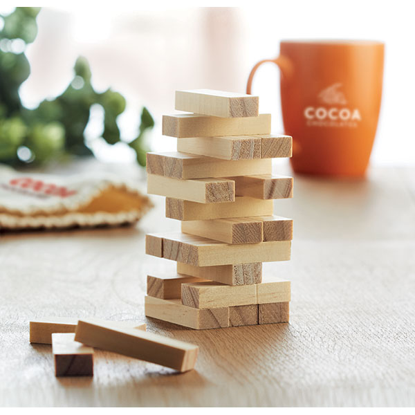 N050 Wooden Toppling Tower