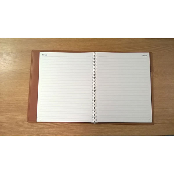 P150 NewHide Deluxe Desk Portfolio