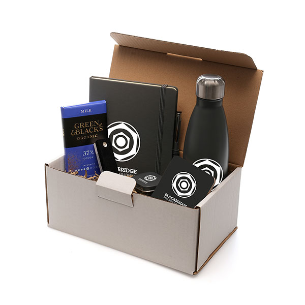 P114 Mail Box - Premium Corporate Gift Pack