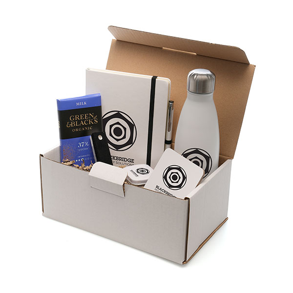 P114 Mail Box - Premium Corporate Gift Pack