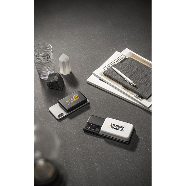 P018 Pronto 10000mAh Magnetic Super Fast Wireless Charger - Full Colour
