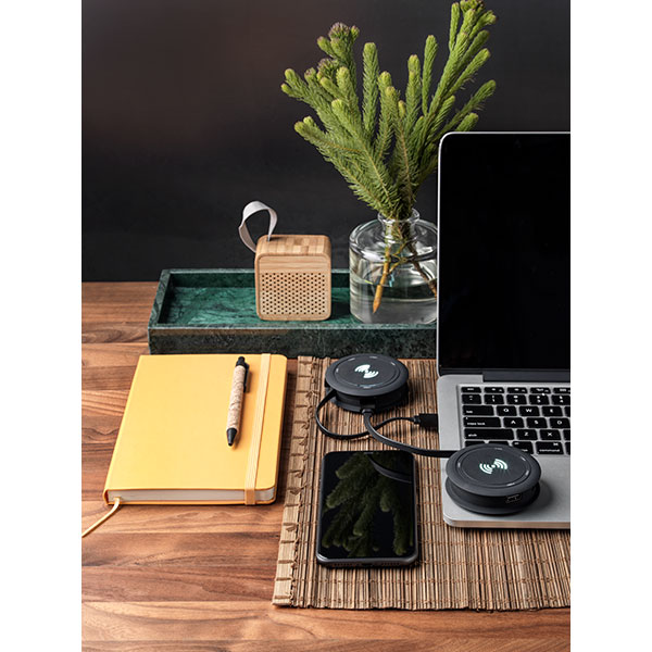 M077 SCX Wireless Charger & USB Hub with Light Up Logo