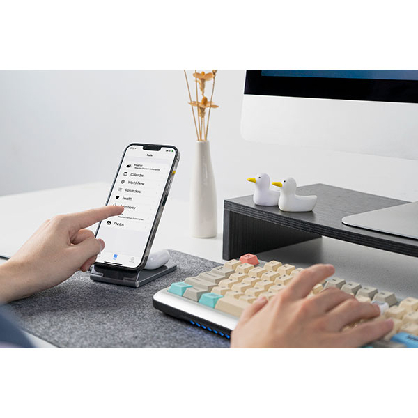 M078 Xoopar Zero Wireless Magnetic Charging Station 