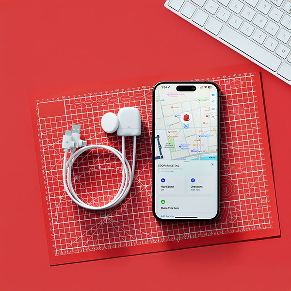 P014 Xoopar Ice-Tag Smart Tracker and 60W Charging Cable