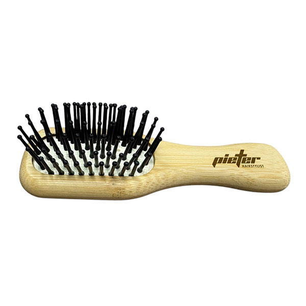 P033 Compact Hairbrush